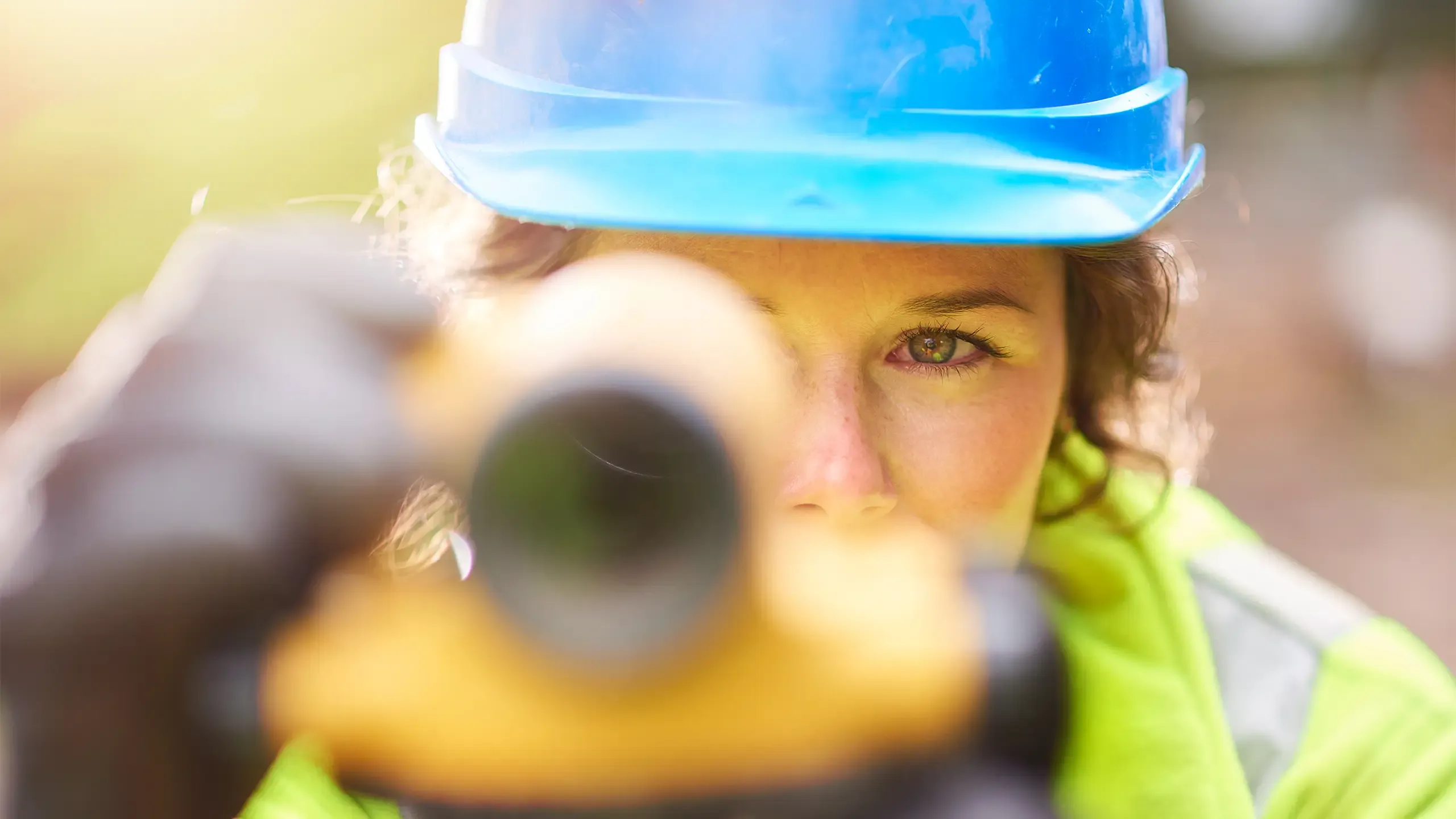 theodolite worker