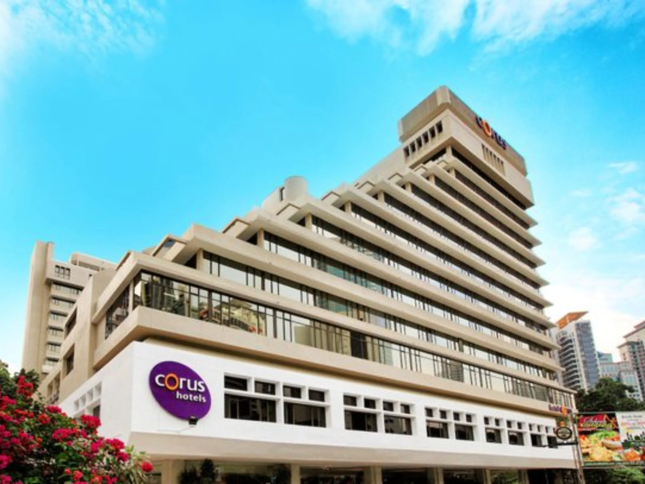Large modern hotel with contemporary architecture, expansive facilities, and a welcoming exterior.